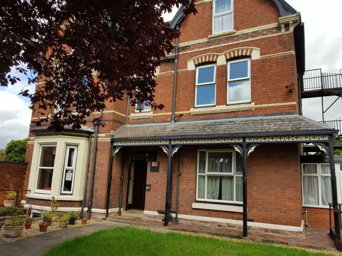 Rowan Tree Guest House Hereford Exterior photo